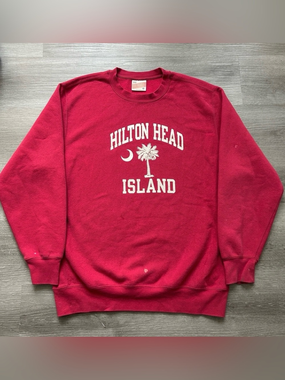 Vintage Y2K Hilton Head Island MV Sport Pro-Weave Heavyweight Red Crewneck Large